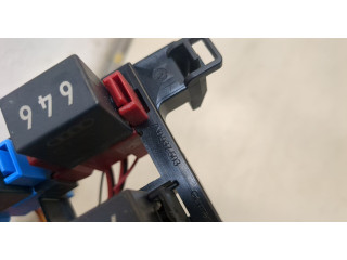 Блок реле  Skoda Yeti 2013-2018         