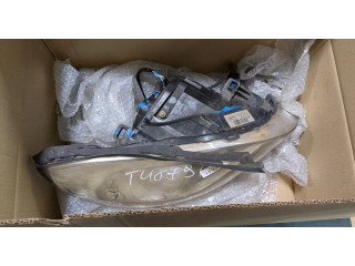 Фара передняя Volvo S60 2010-2013 правая