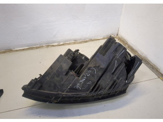 Фара передняя  Volkswagen Jetta 6 2010-2018 правая 