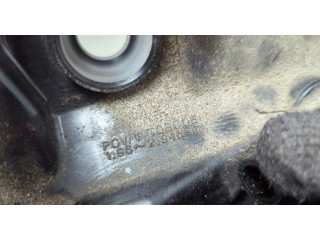 Клапанная крышка двигателя ДВС Infiniti Q70 2013-2019 3.7