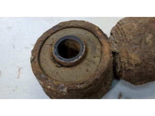 Стойка амортизатора Suzuki Grand Vitara XL-7 2001-2006