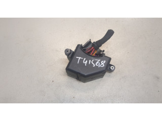 Блок предохранителей  Volkswagen Passat 6 2005-2010         