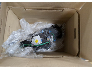 Фара передняя Mazda 3 (BL) 2009-2013 левая