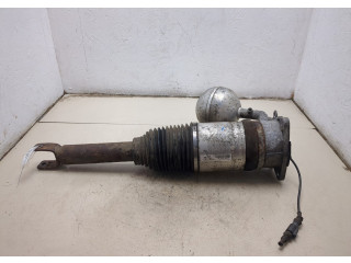 Стойка амортизатора  Volkswagen Phaeton 2002-2010      