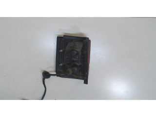 Задний фонарь 26550VG025 Nissan Elgrand 1997-2002