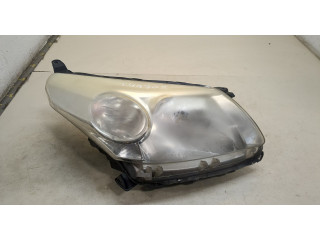 Фара передняя Toyota Urban Cruiser правая