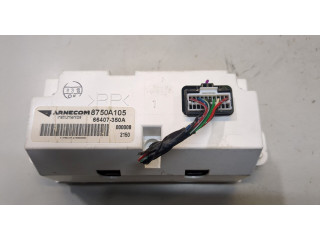 Дисплей бортового компьютера Mitsubishi Endeavor