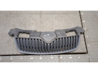 Решетка радиатора  Skoda Fabia 2007-2010          