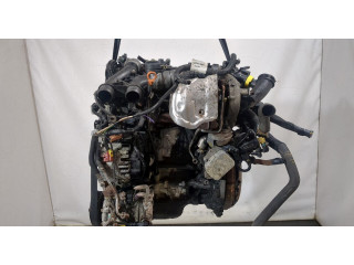 Форсунка топливная  Peugeot 5008 2009-2016         