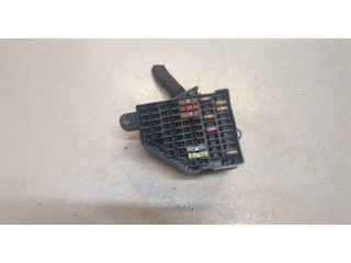 Блок предохранителей  Volkswagen Passat 6 2005-2010         