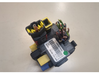 Блок предохранителей Citroen C4 Picasso 2013-2016 1.6