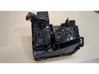 Блок предохранителей Audi Q3 2011-2014