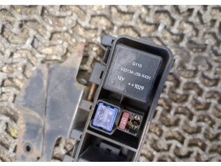 Блок предохранителей Mazda CX-7 2007-2012 EH6466750 2.2