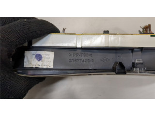 Панель приборов Dacia Sandero 2008-2012 216774992 1.4 Бензин