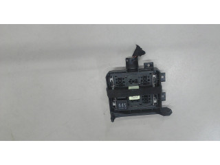 Блок реле  Volkswagen Touareg 2010-2014      7L0937503A    3.6