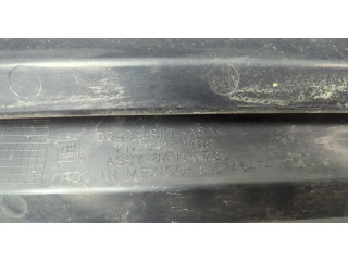 Решетка радиатора  Chevrolet Equinox 2017-2024          84150736