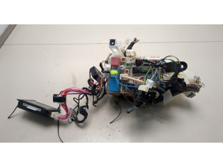 Блок предохранителей  Toyota Corolla E15 2006-2013         