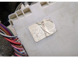 Блок предохранителей Toyota Highlander 1 2001-2007