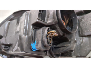 Фара передняя Volkswagen Jetta 5 2005-2011 правая