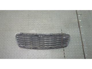 Решетка радиатора  Mercedes E W211 2002-2009          