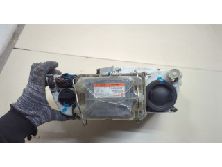 Фара передняя Skoda Octavia (A5) 2004-2013 правая