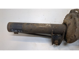 Стойка амортизатора Skoda Octavia (A7) 2013-2017 5Q0413023FJ, 5Q0411105GJ