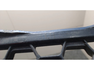 Решетка радиатора  Mitsubishi Eclipse 2005-2011          2.4 MN142107