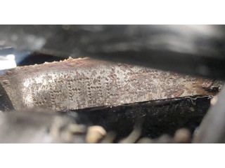 Форсунка топливная  Skoda SuperB 2008-2015         