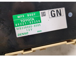 Блок комфорта  Toyota Auris E18 2012-        