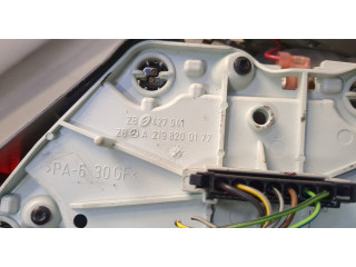 Задний фонарь          