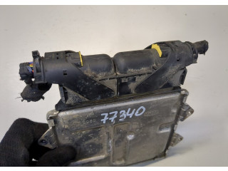 Блок управления двигателем  Opel Combo 2011-2017     