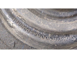 Фара передняя Mitsubishi Pajero / Montero 2000-2006 правая