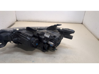 Фара передняя Mitsubishi Outlander 2012-2021 правая