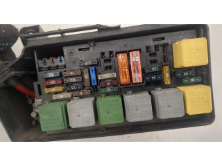 Блок реле  Mercedes GL X164 2006-2012         