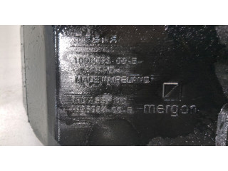 Бачок омывателя Tesla Model 3 109606200E