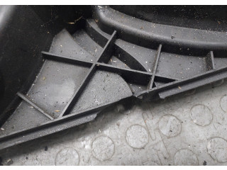 Вентилятор радиатора  Audi A8 (D3) 2007-2010           