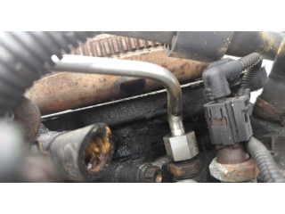 Форсунка топливная  Volkswagen Golf Plus    038130073AG     