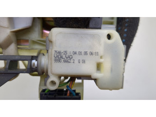 Замок багажника  Volvo V70 2001-2008       