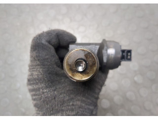 Форсунка топливная Skoda Octavia (A5) 2004-2013 038130073AG