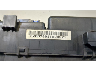 Блок предохранителей Honda Odyssey 2004-