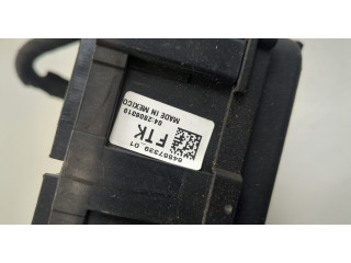 Блок предохранителей Cadillac XT4 84557339