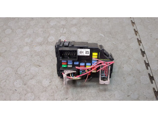 Блок предохранителей  Chevrolet Tahoe 2006-2014      25815391   