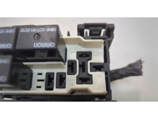 Блок предохранителей  Jeep Grand Cherokee 2010-2013      68088352AD   