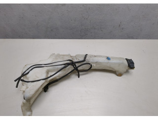 Бачок омывателя  Ford Focus 2 2008-2011 4M5113K163CF     1.6