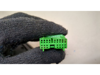 Зеркало боковое Volvo XC90 2002-2014 левое