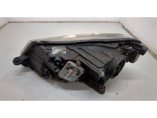 Фара передняя Skoda SuperB 2015-2025 правая