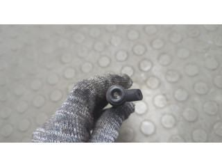 Форсунка топливная SsangYong Rodius 2004-2013 EJBR04401D