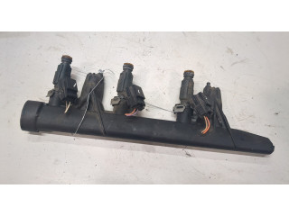 Форсунка топливная Peugeot 208