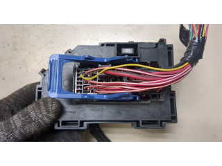 Блок предохранителей Chevrolet Tahoe 2006-2014 25815391