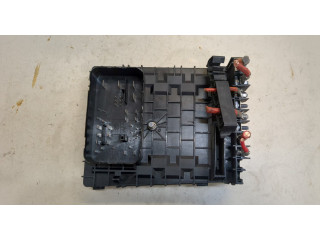 Блок предохранителей  Skoda Yeti 2009-2018      1K0937125D   